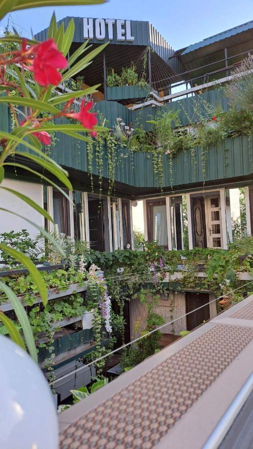 Kai Hotel Bar Tbilisi Exterior photo